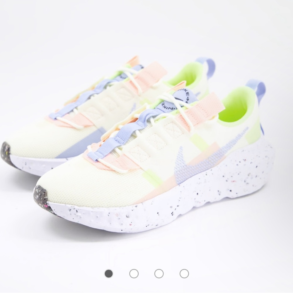 Nike crater sneaker lemon size 5.5